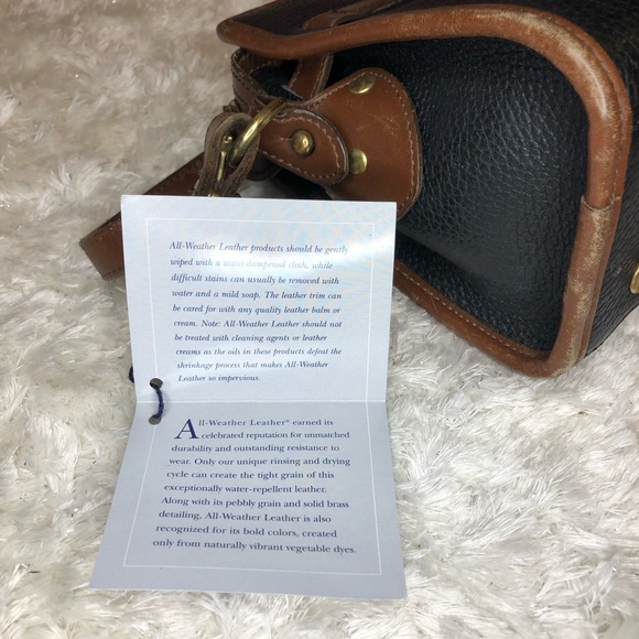 DOONEY & BOURKE BUCKLE ZIP TOP - Picture 16 of 16